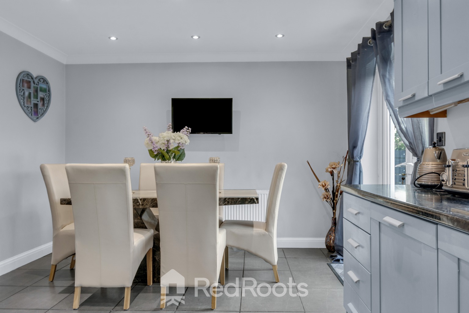 3 bed semi-detached house for sale in Kingsley Avenue, Doncaster, South Yorkshire, DN5  - Property Image 9
