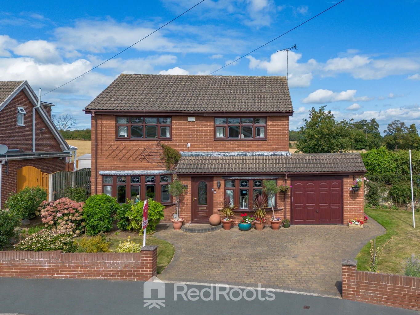 4 bed detached house for sale in Clifton Drive, Sprotbrough, Doncaster, DN5  - Property Image 1