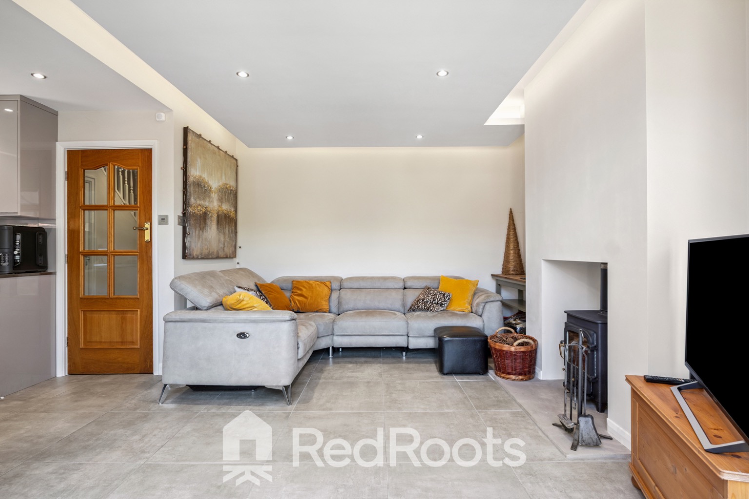 3 bed semi-detached house for sale in Doncaster, South Yorkshire, DN5  - Property Image 8