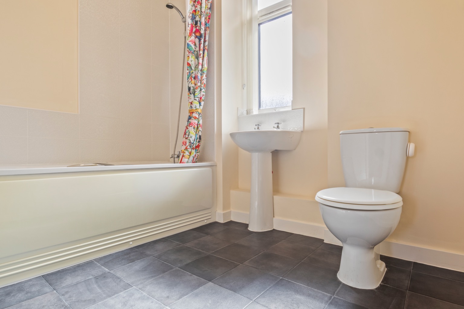 3 bed terraced house for sale in Heartswood Road, Bentley, Doncaster, South Yorkshire, DN5  - Property Image 17