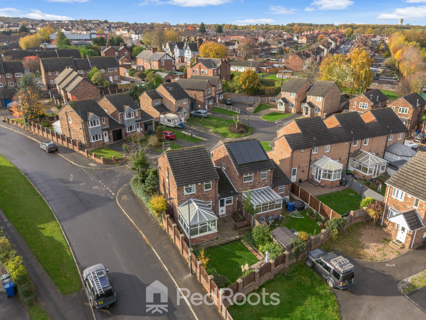 3 bed link detached house for sale in 2 Trent Close, Edlington, Doncaster, DN12 - Property Image 4