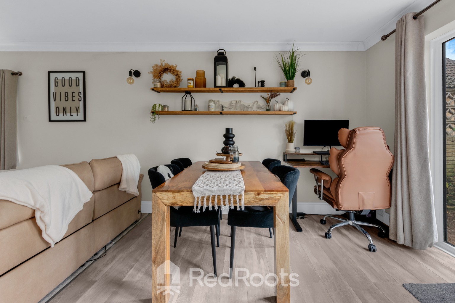 4 bed detached house for sale in High Street, Wroot, Doncaster, Lincolnshire, DN9  - Property Image 5