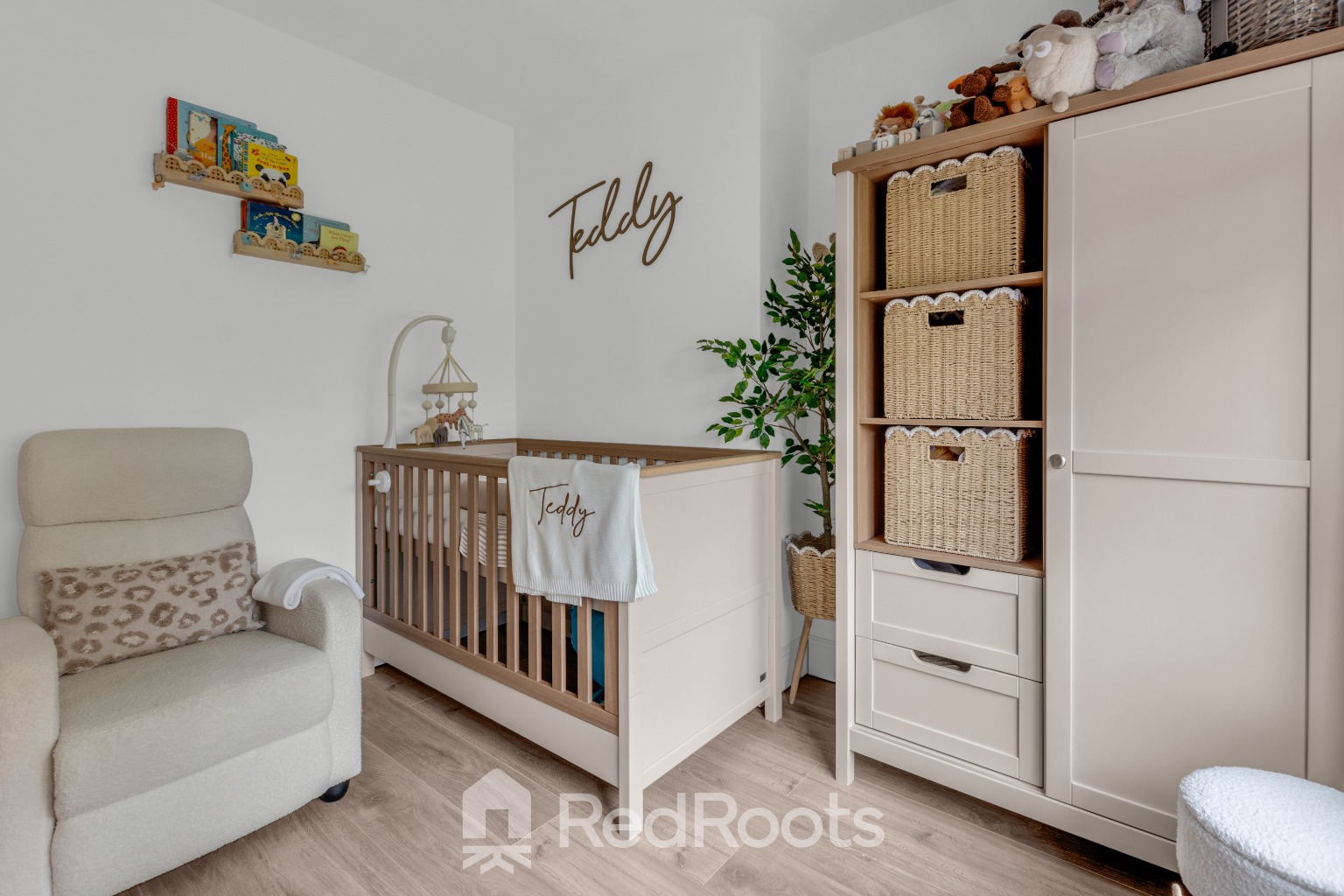 4 bed detached house for sale in High Street, Wroot, Doncaster, Lincolnshire, DN9  - Property Image 17