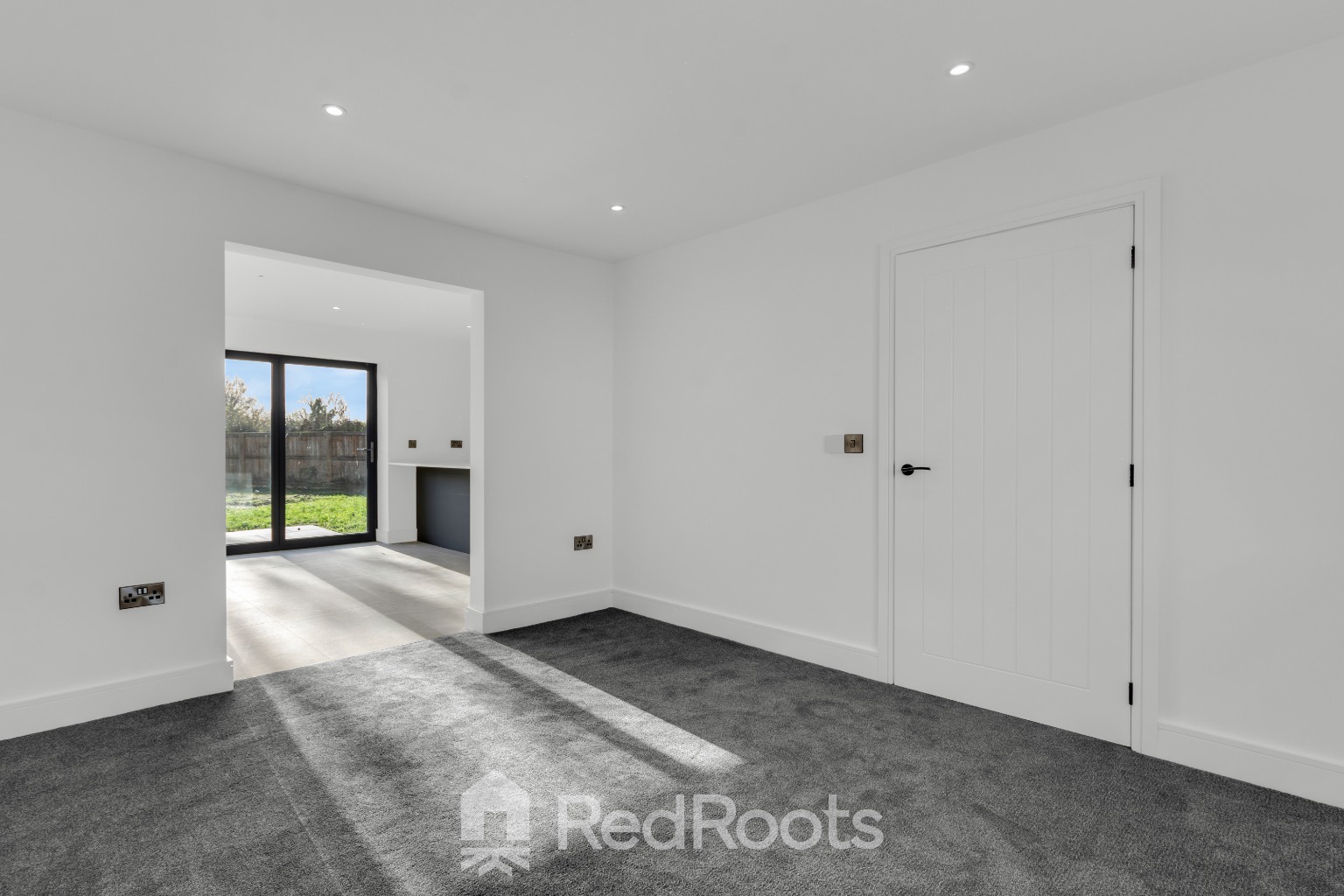 3 bed detached house for sale in 2 Long Pasture Drive, Norton, Doncaster, South Yorkshire, DN6 9FJ  - Property Image 9