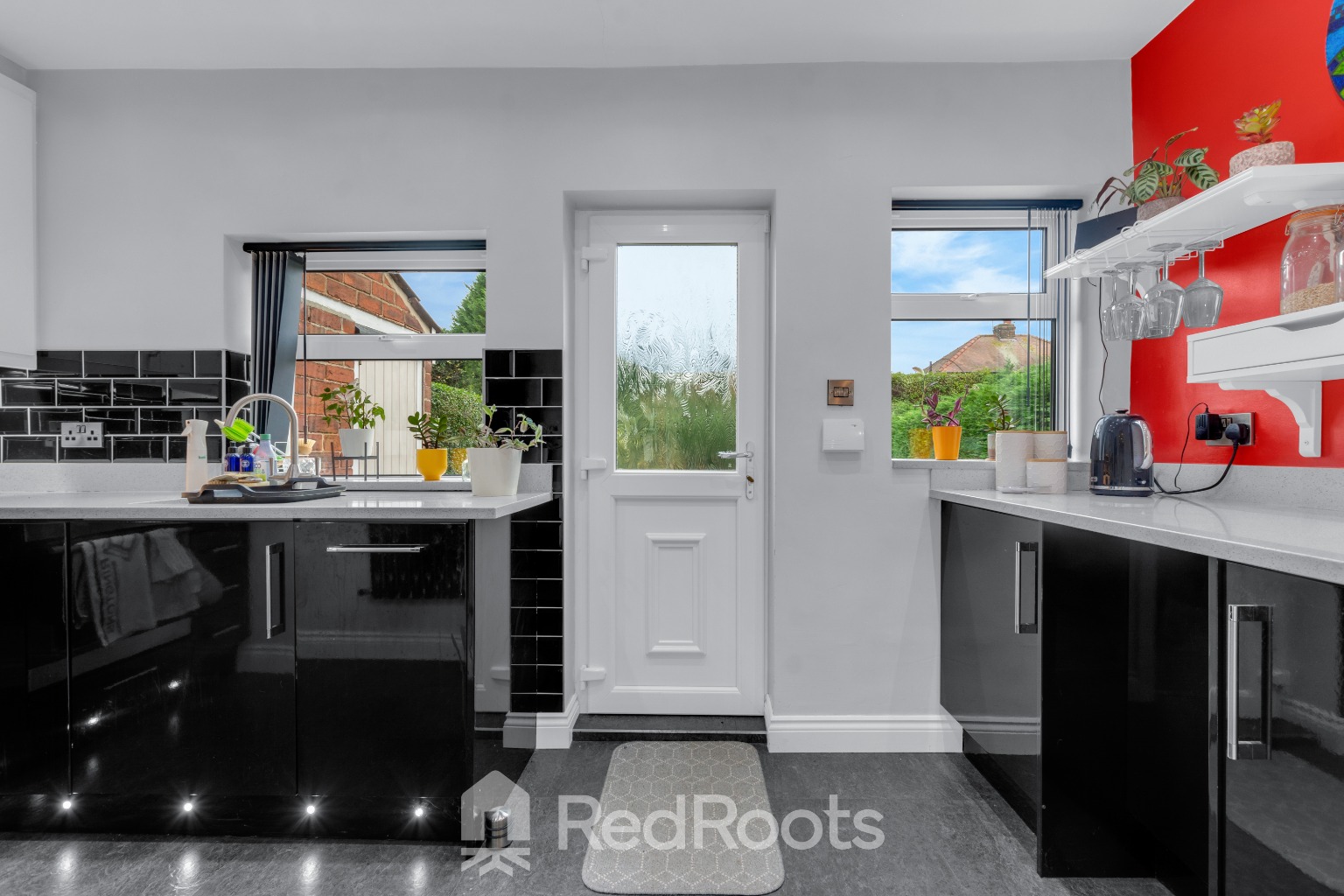 2 bed semi-detached house for sale in Crompton Avenue, Doncaster, South Yorkshire, DN5 - Property Image 6