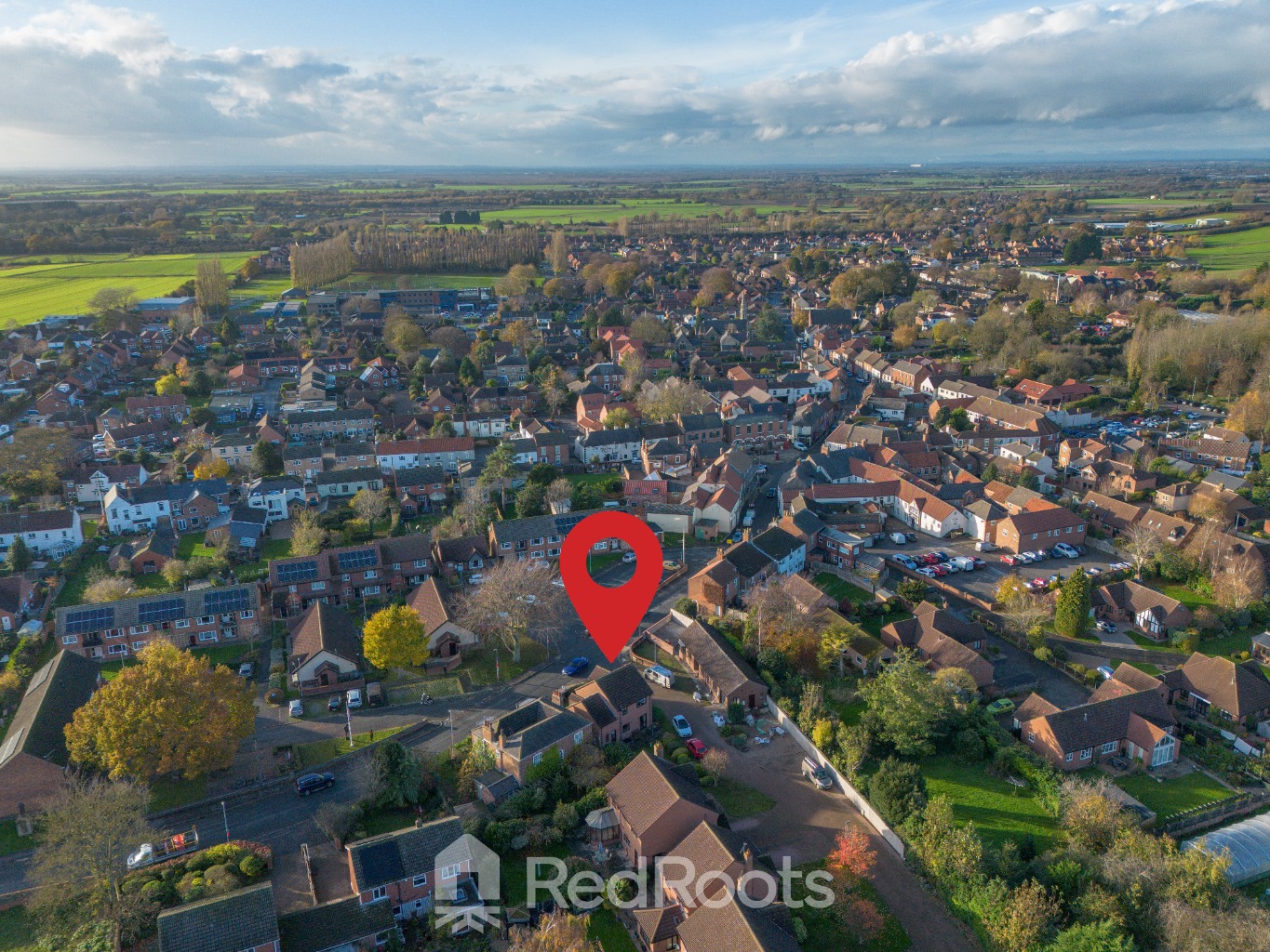 3 bed detached house for sale in Albion Hill, Epworth, Doncaster, Lincolnshire, DN9 1HD  - Property Image 2