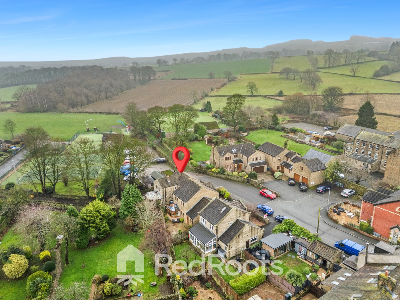 4 bed detached house for sale in Lea Head, Shepley, HD8 8EN  - Property Image 2