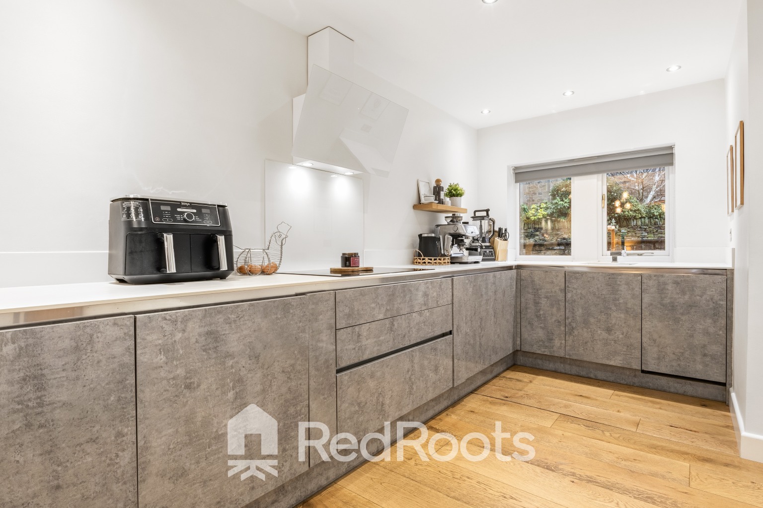 4 bed detached house for sale in Lea Head, Shepley, HD8 8EN  - Property Image 4