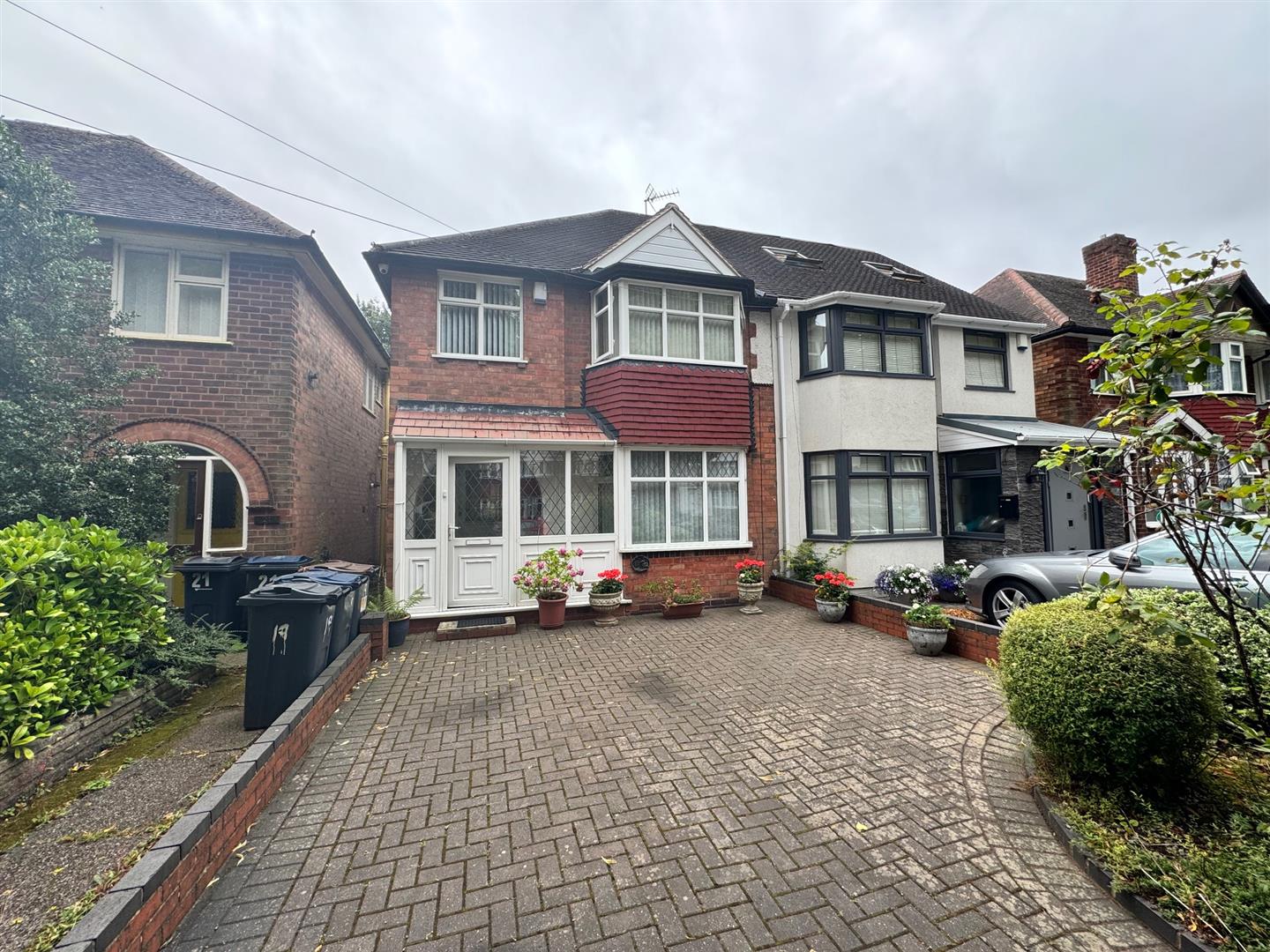 3 bed semi-detached house for sale in Beaufort Avenue, Birmingham  - Property Image 1