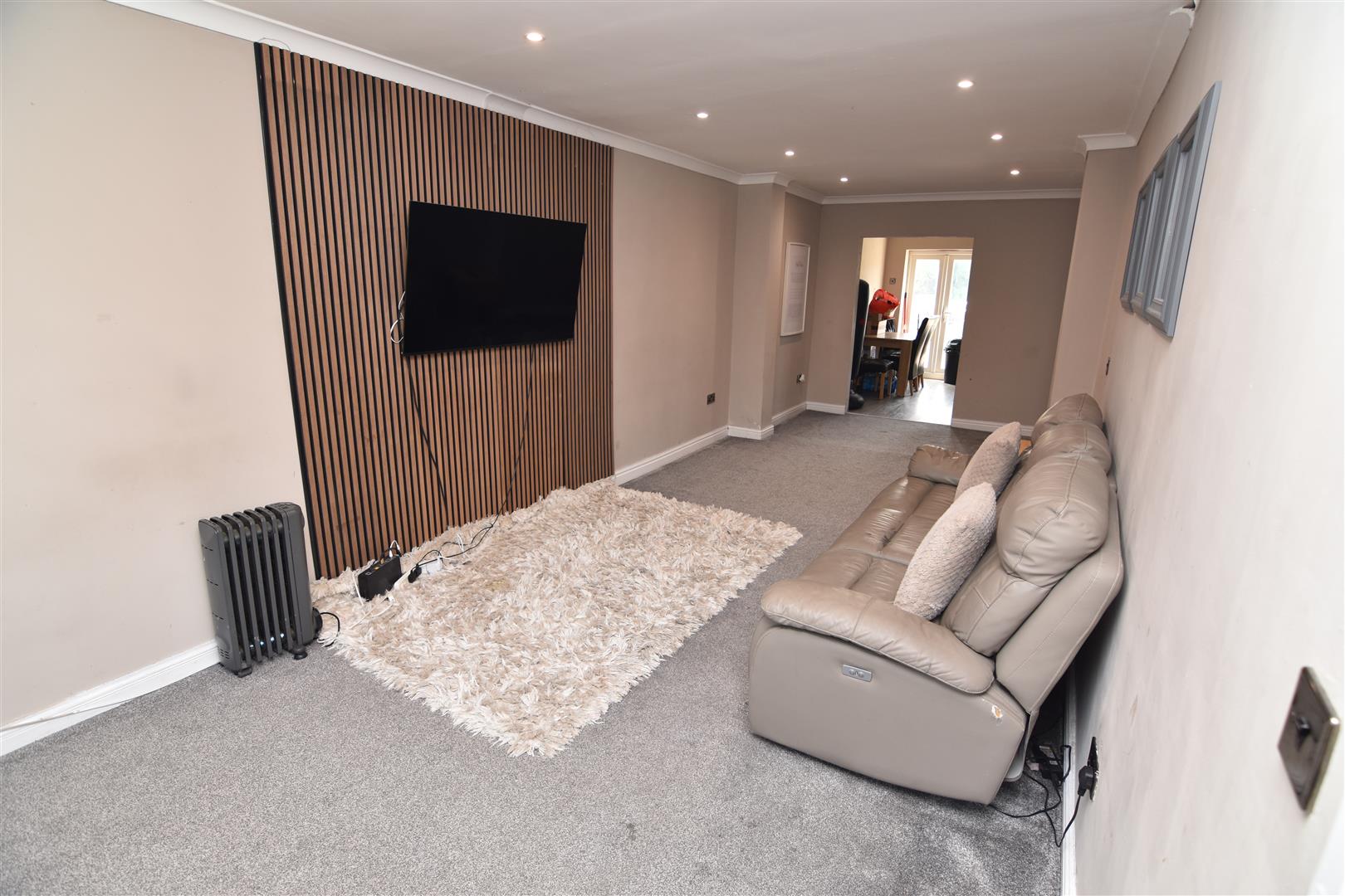 3 bed semi-detached house for sale in Fairholme Road, Birmingham  - Property Image 2