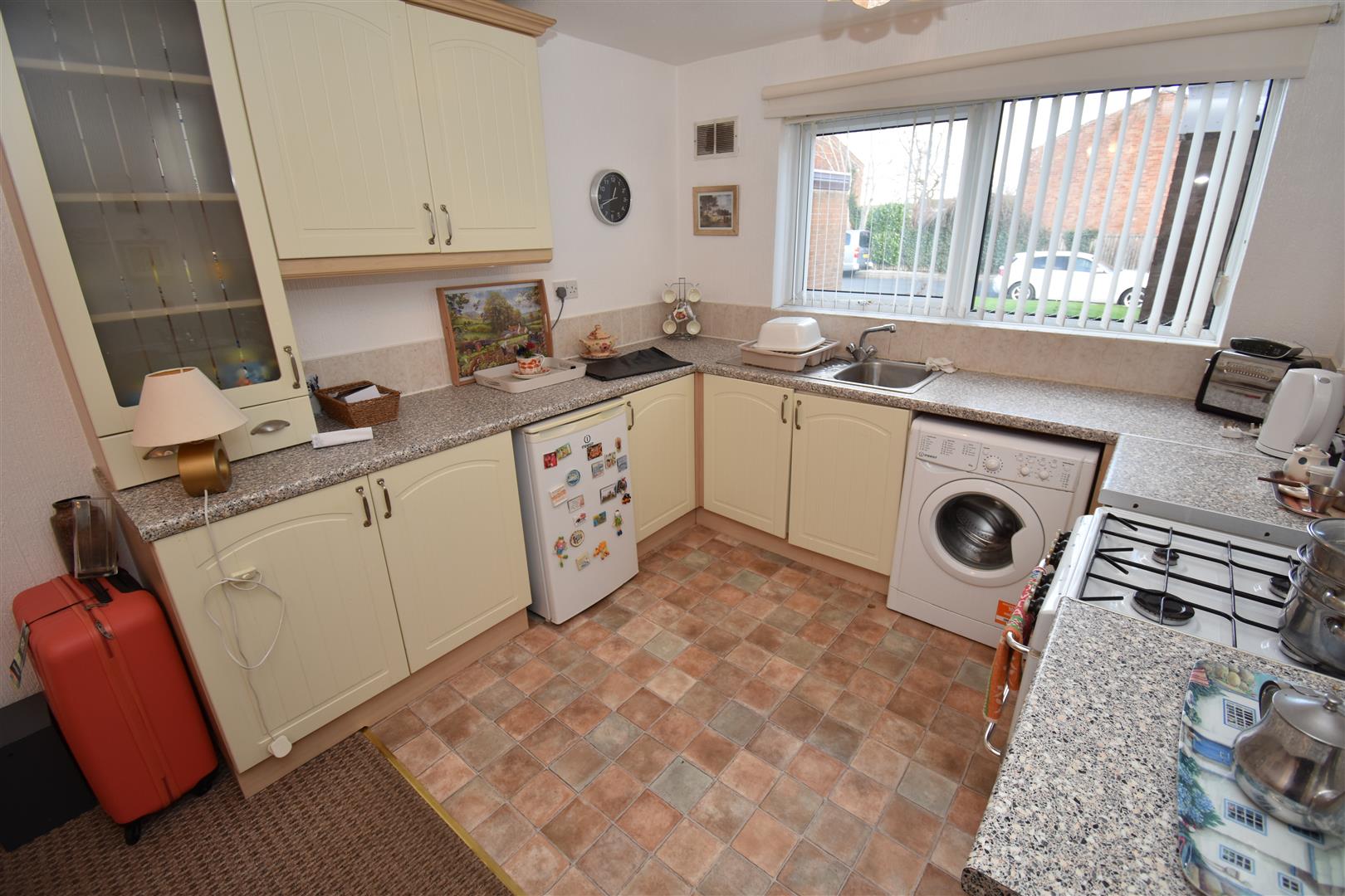 3 bed town house for sale in Falkland Way, Birmingham  - Property Image 3