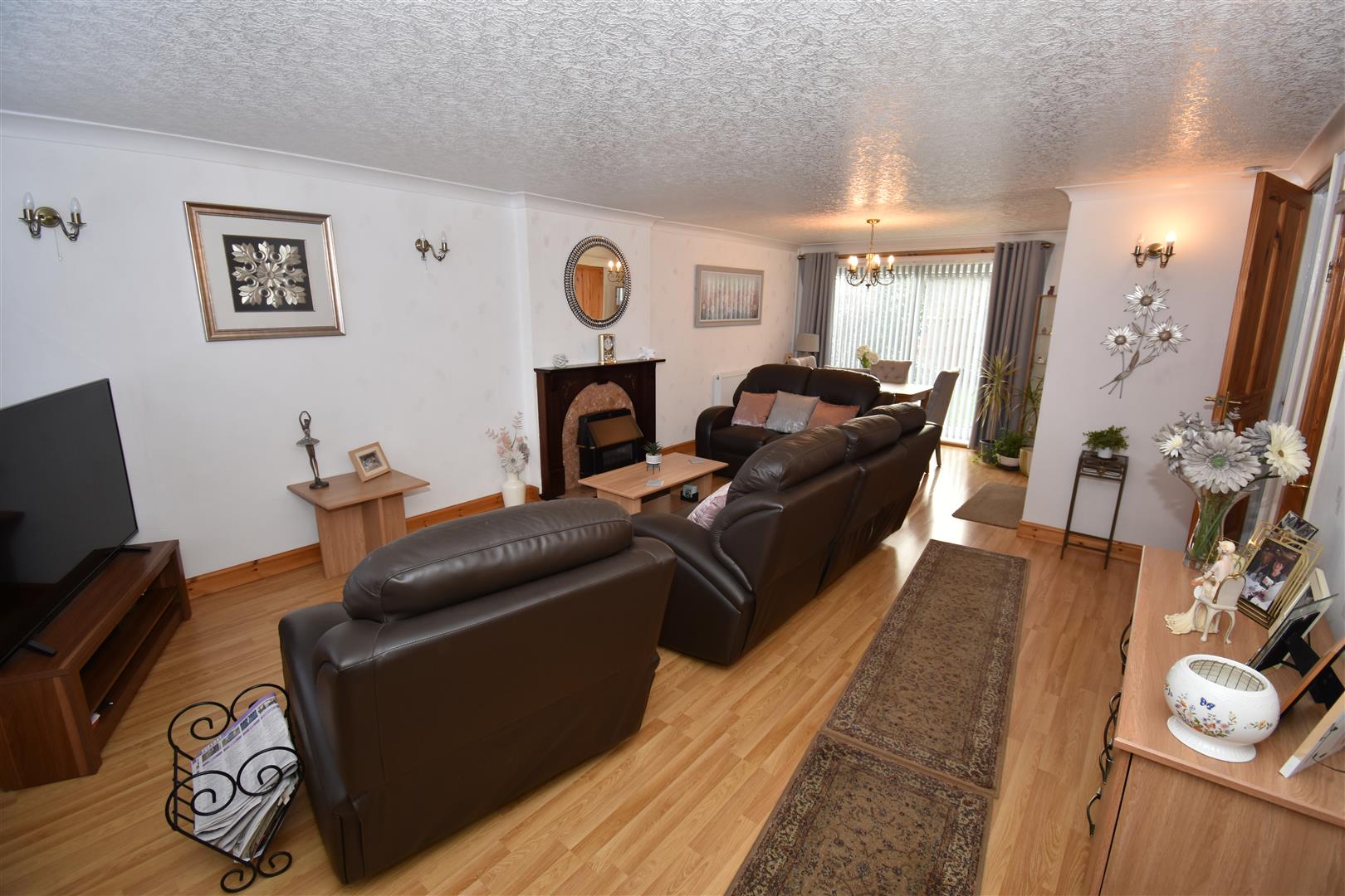 4 bed semi-detached house for sale in Brook Meadow Road, Birmingham  - Property Image 3
