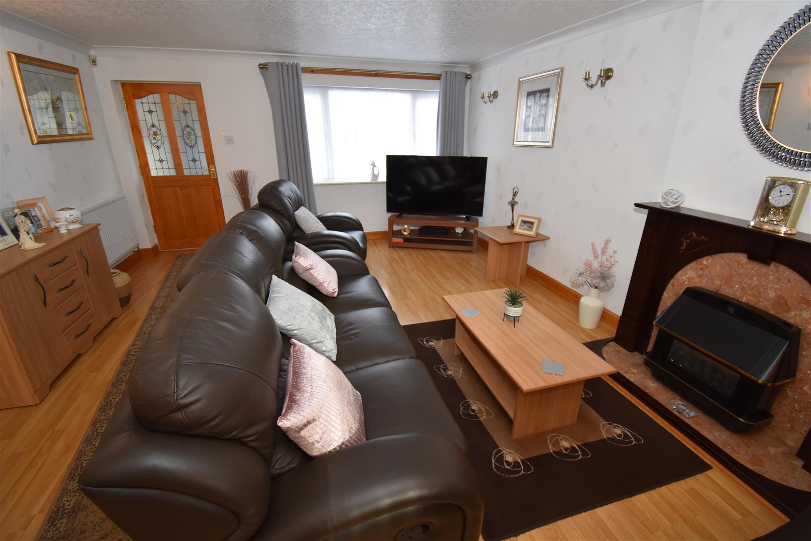 4 bed semi-detached house for sale in Brook Meadow Road, Birmingham  - Property Image 2