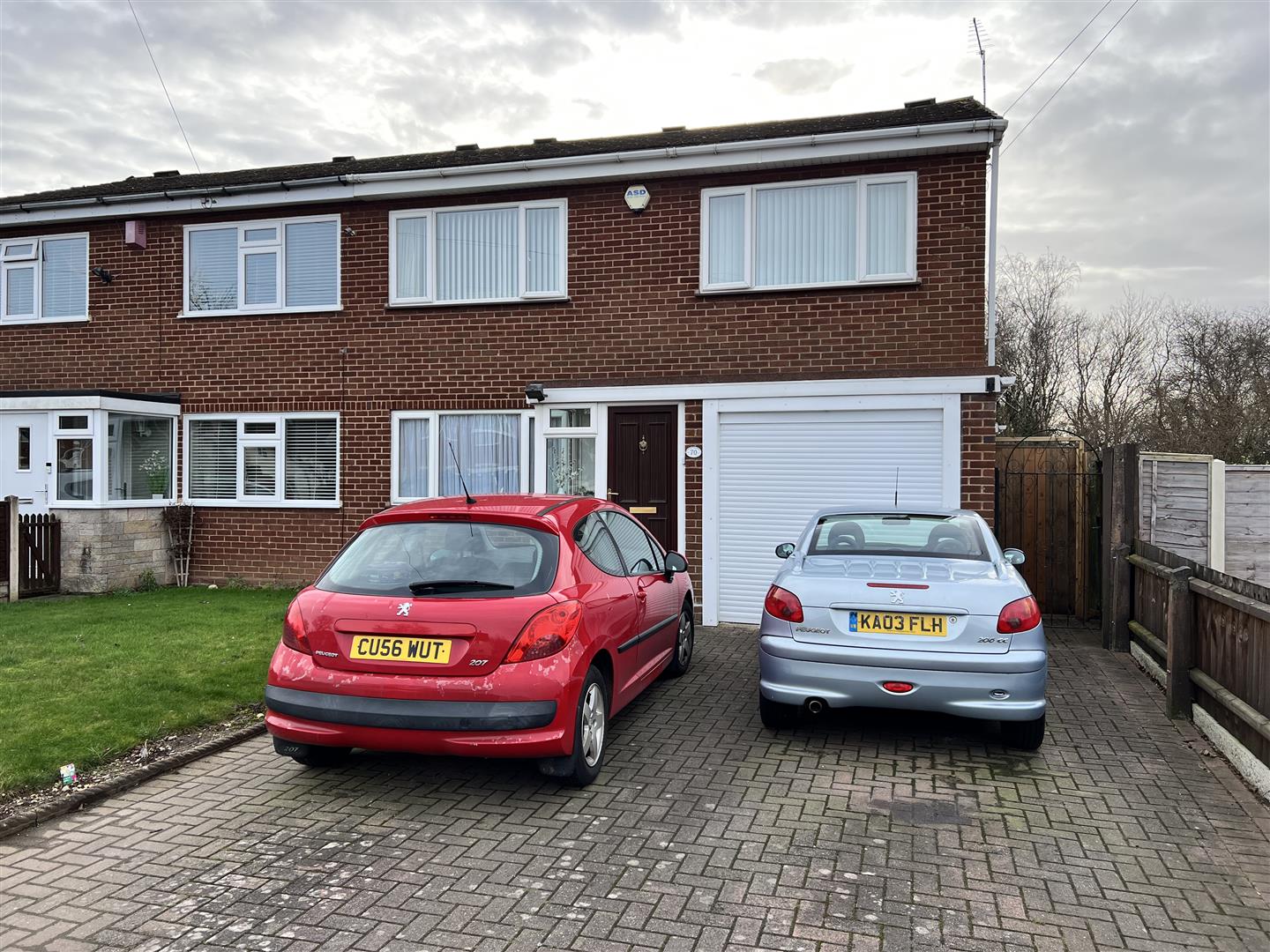 4 bed semi-detached house for sale in Brook Meadow Road, Birmingham - Property Image 1