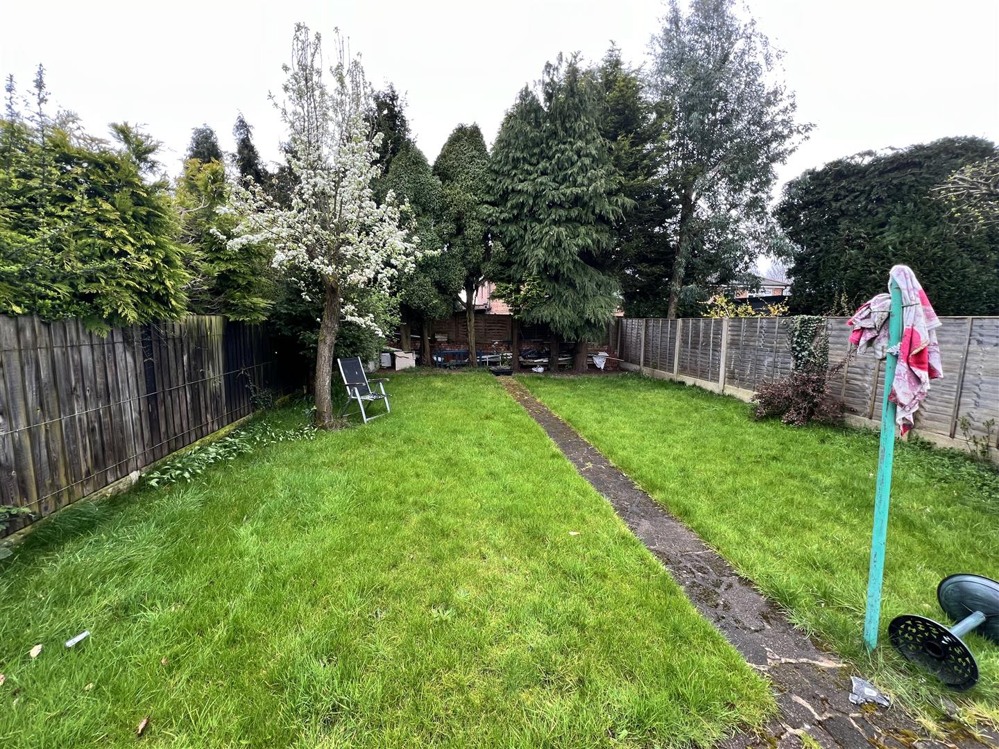 6 bed semi-detached house for sale in Green Lane, Birmingham 14