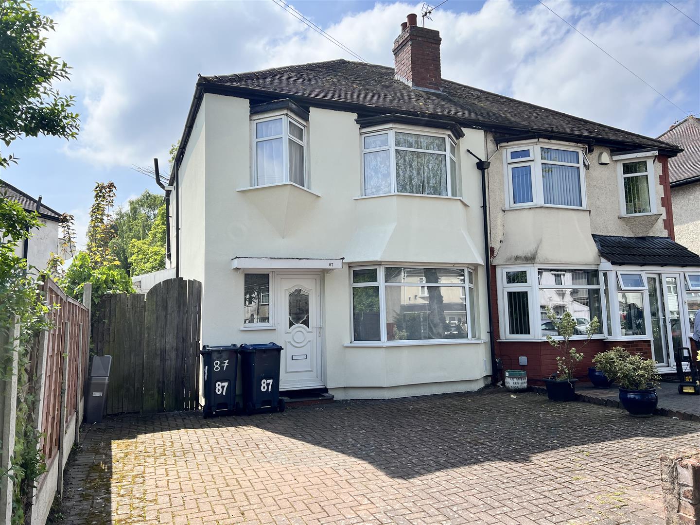 3 bed semi-detached house for sale in Morris Road, BIRMINGHAM  - Property Image 1