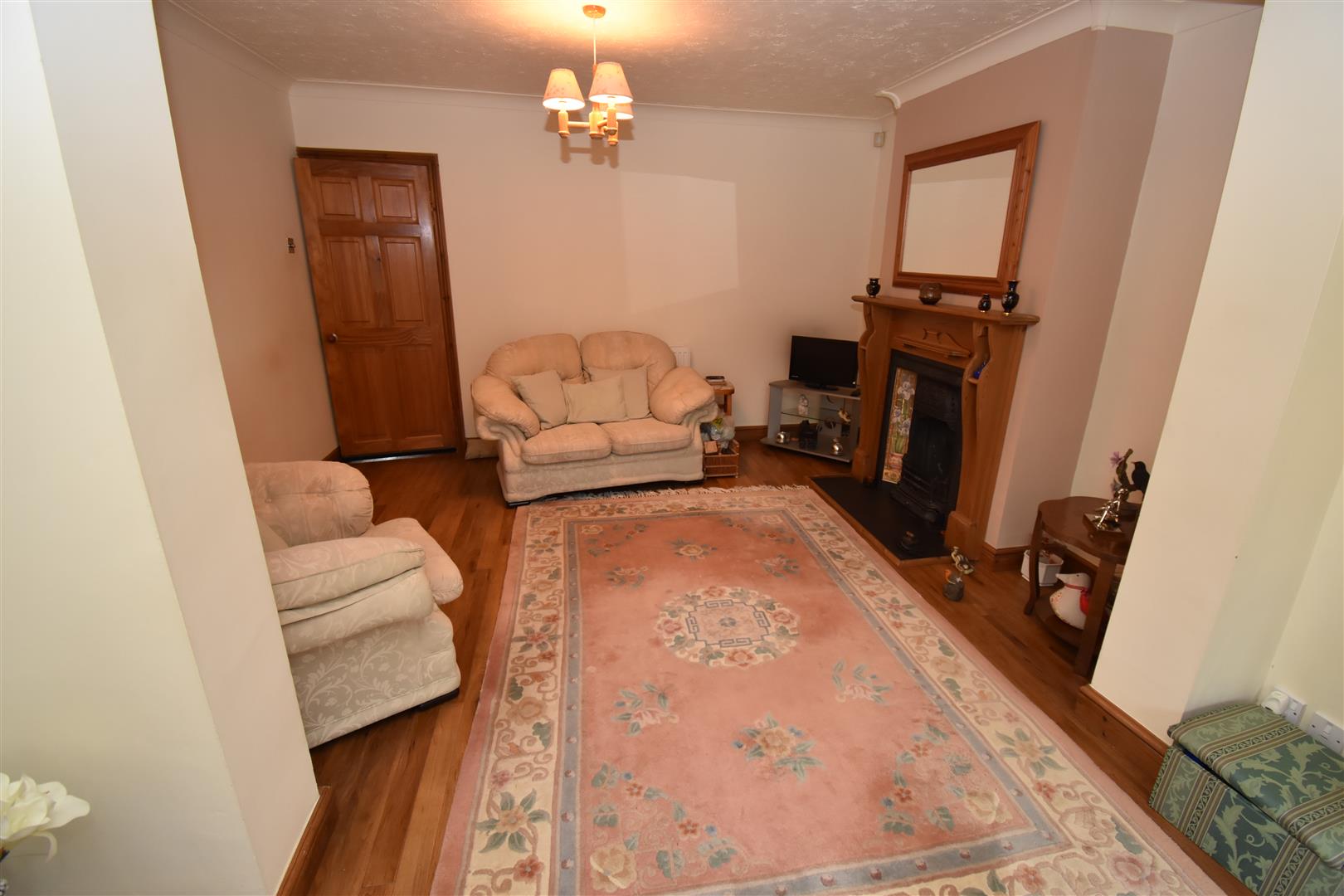 3 bed semi-detached house for sale in Woodford Avenue, Birmingham  - Property Image 4