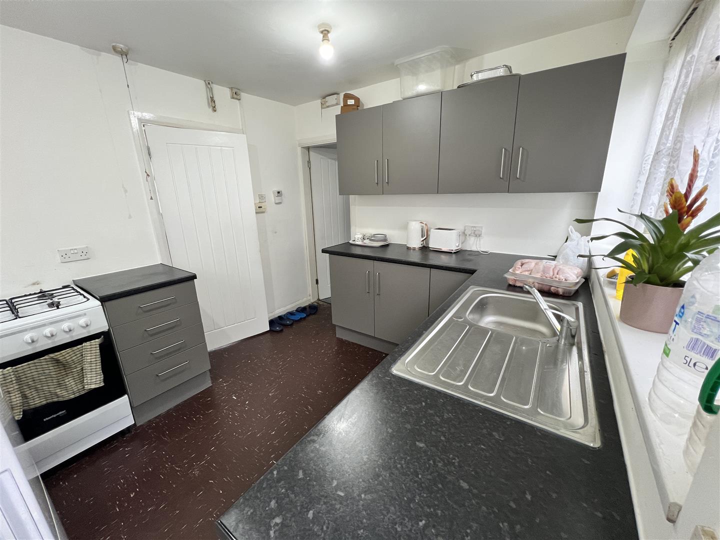 3 bed end of terrace house for sale in Cotterills Lane, Birmingham  - Property Image 3