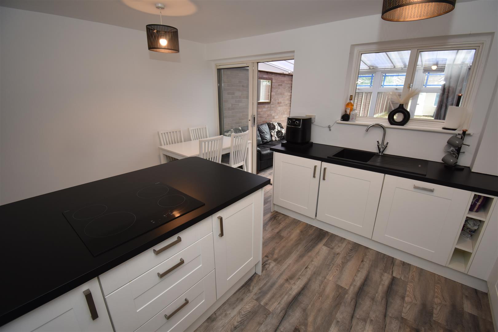 3 bed terraced house for sale in Doncaster Way, Birmingham  - Property Image 6