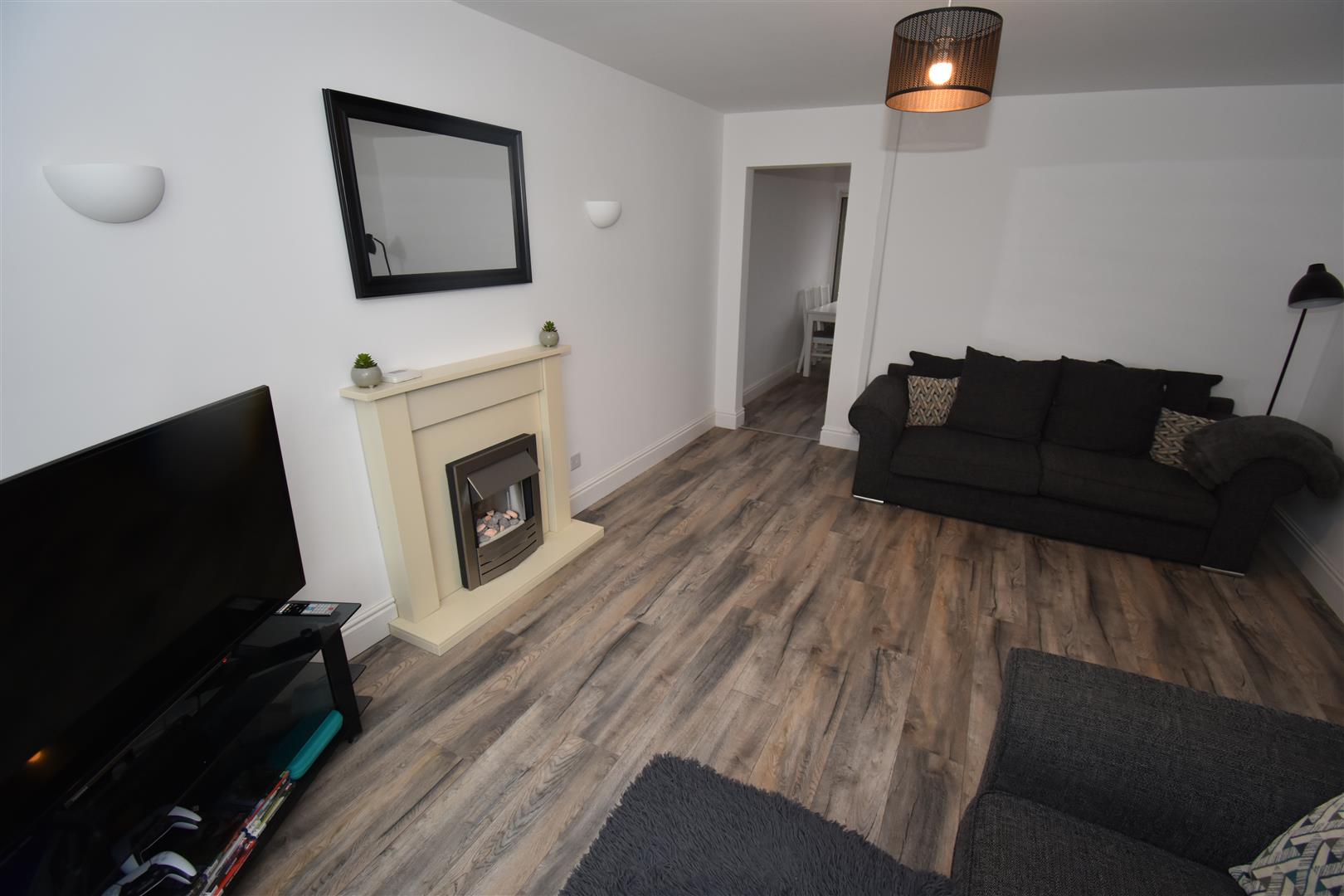 3 bed terraced house for sale in Doncaster Way, Birmingham  - Property Image 4