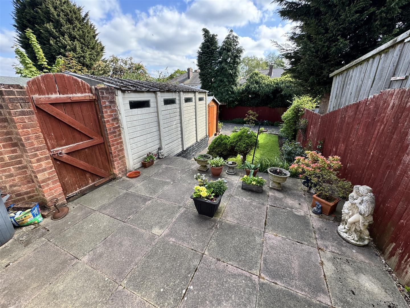 3 bed semi-detached house for sale in Ermington Crescent, Birmingham  - Property Image 10