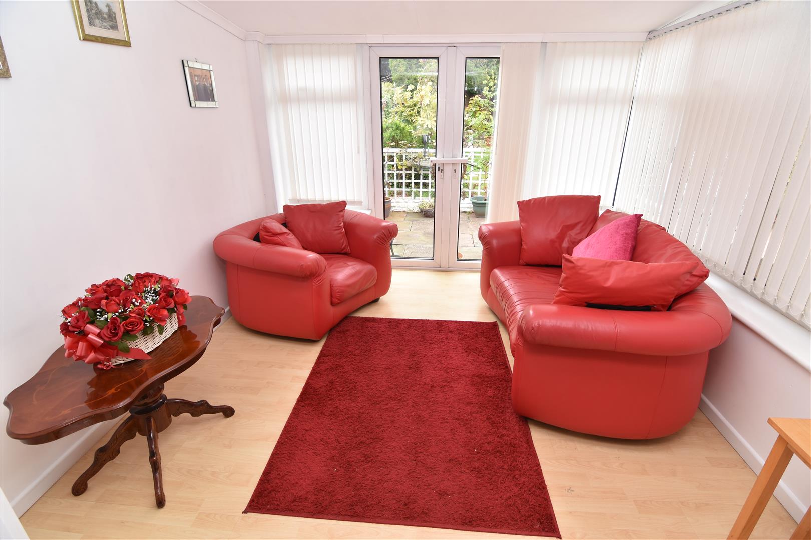 3 bed semi-detached house for sale in Ermington Crescent, Birmingham  - Property Image 5