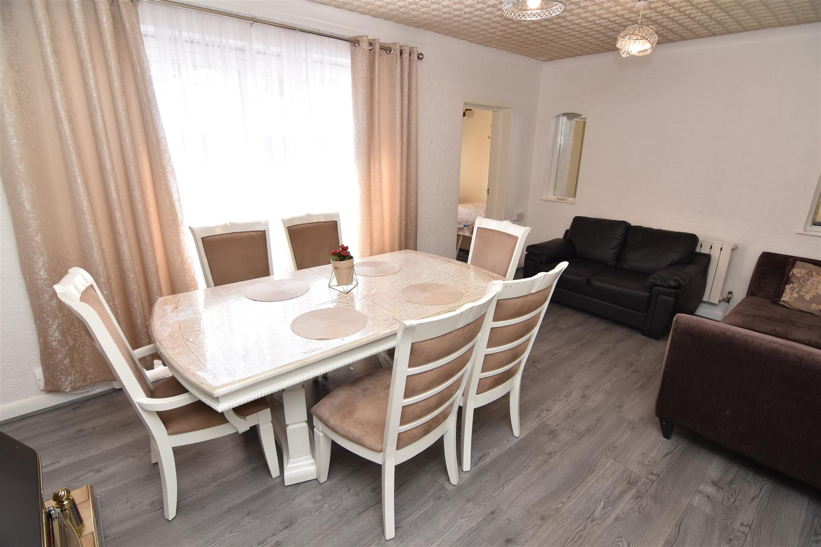 3 bed bungalow for sale in Heath Way, Birmingham  - Property Image 2