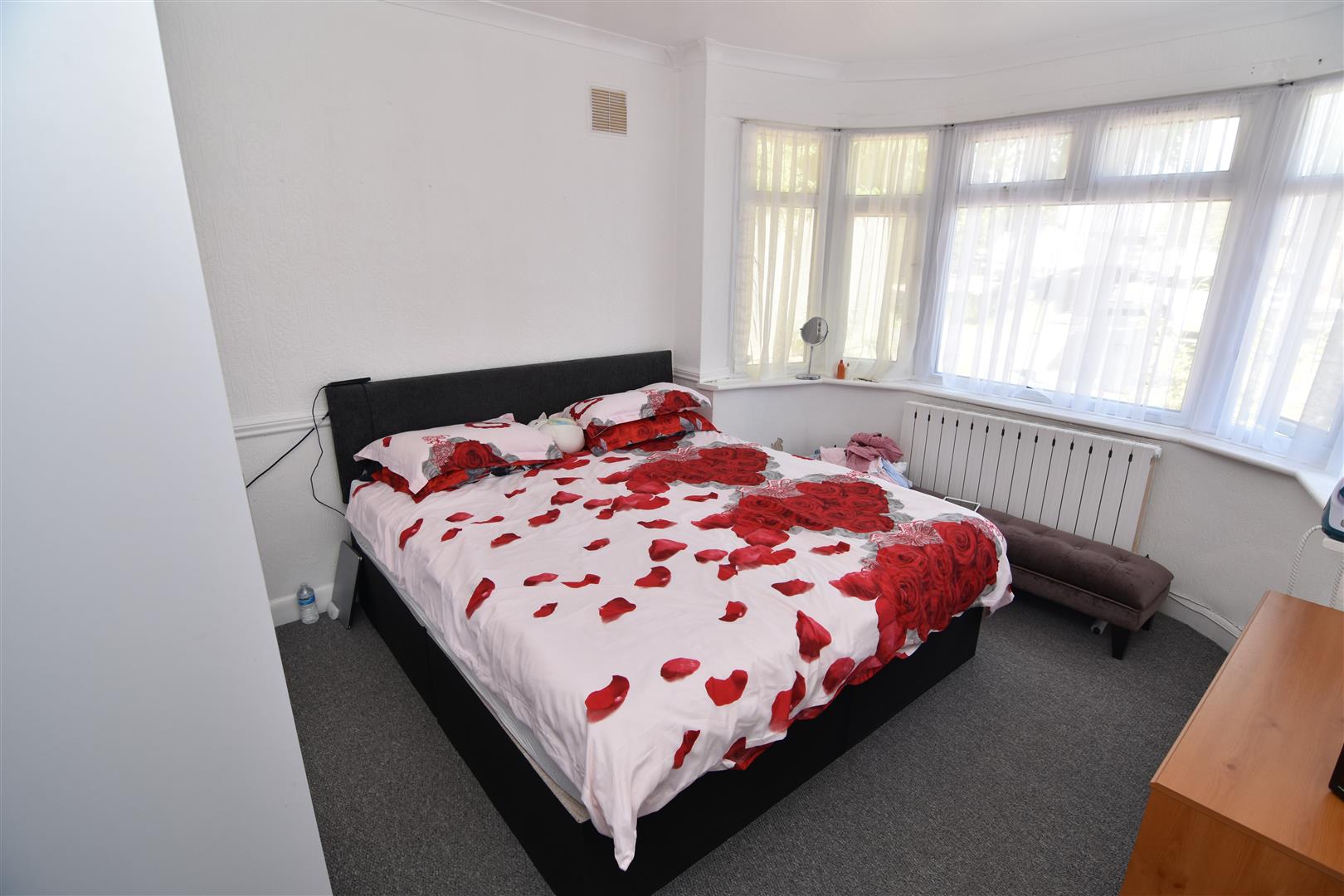 3 bed bungalow for sale in Heath Way, Birmingham  - Property Image 4