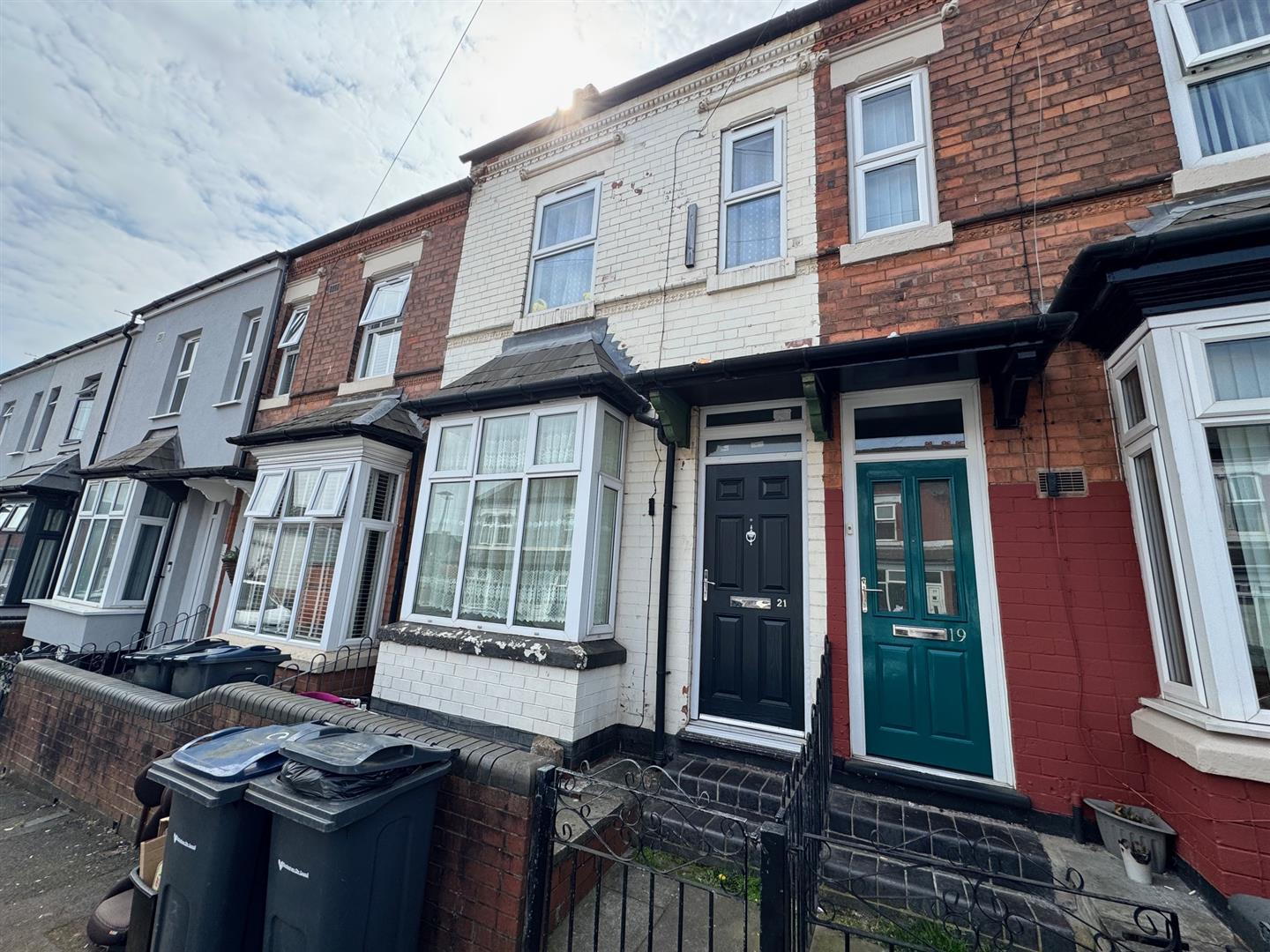 2 bed terraced house for sale in Maitland Road, Birmingham  - Property Image 1