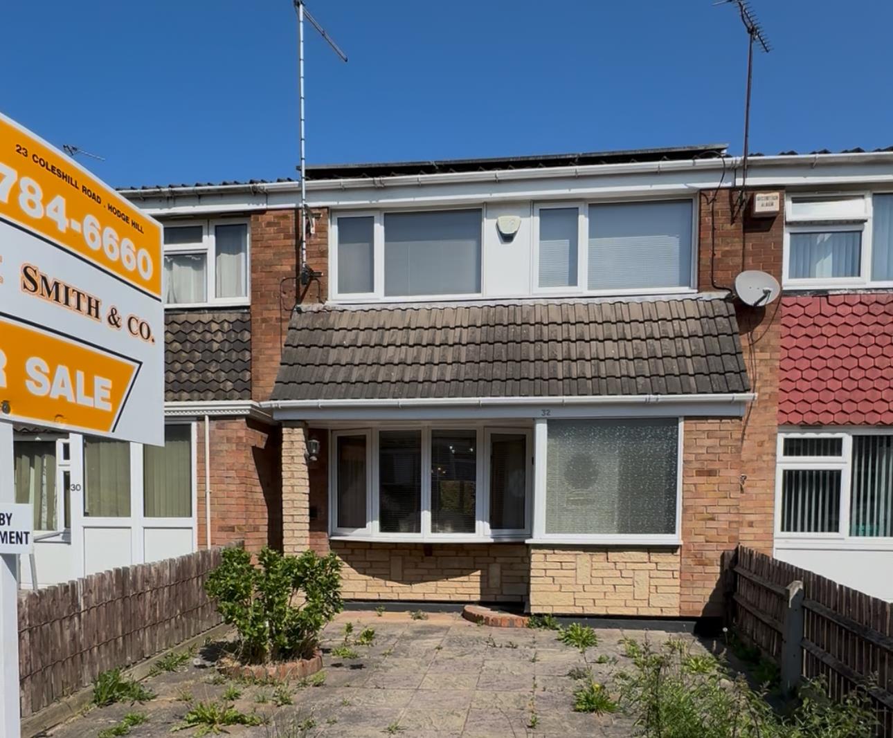 3 bed town house for sale in Lingard Close, Birmingham - Property Image 1