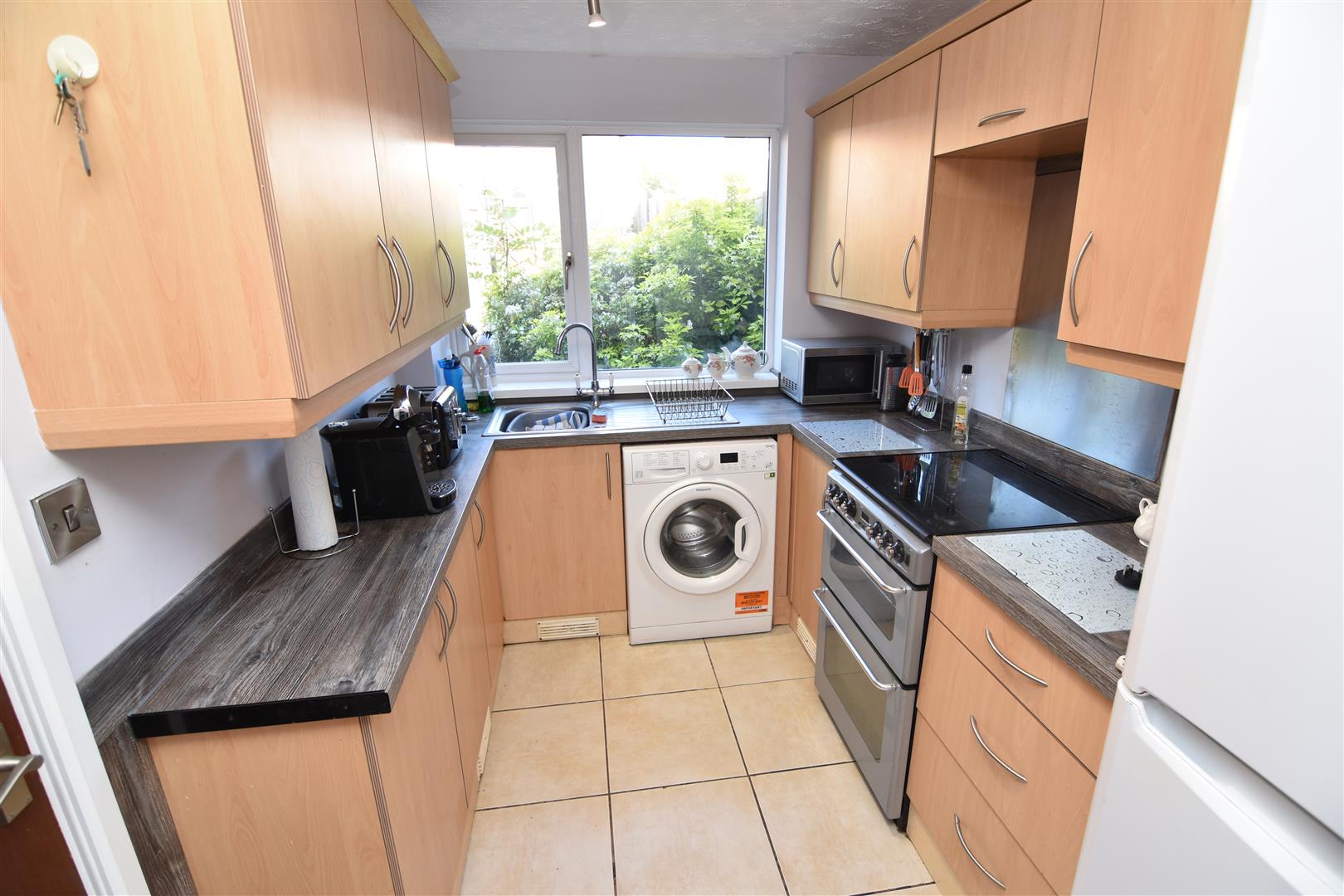3 bed town house for sale in Lingard Close, Birmingham  - Property Image 5