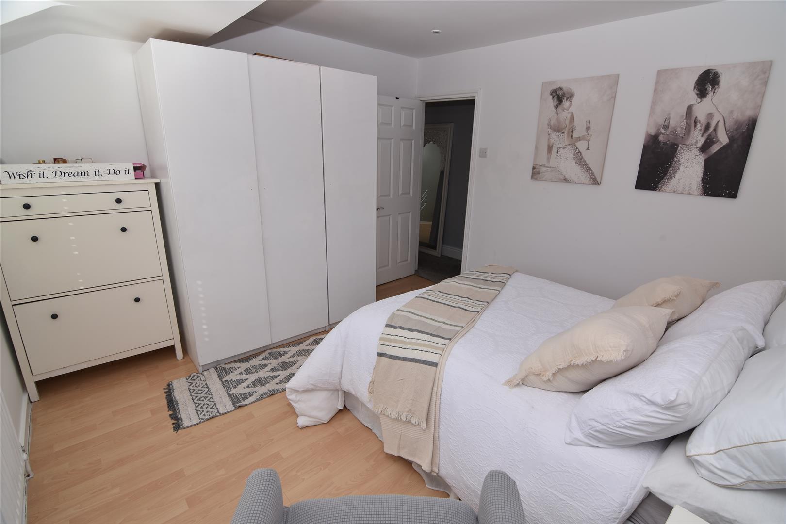 5 bed detached house for sale in Kingsleigh Drive, Birmingham 14