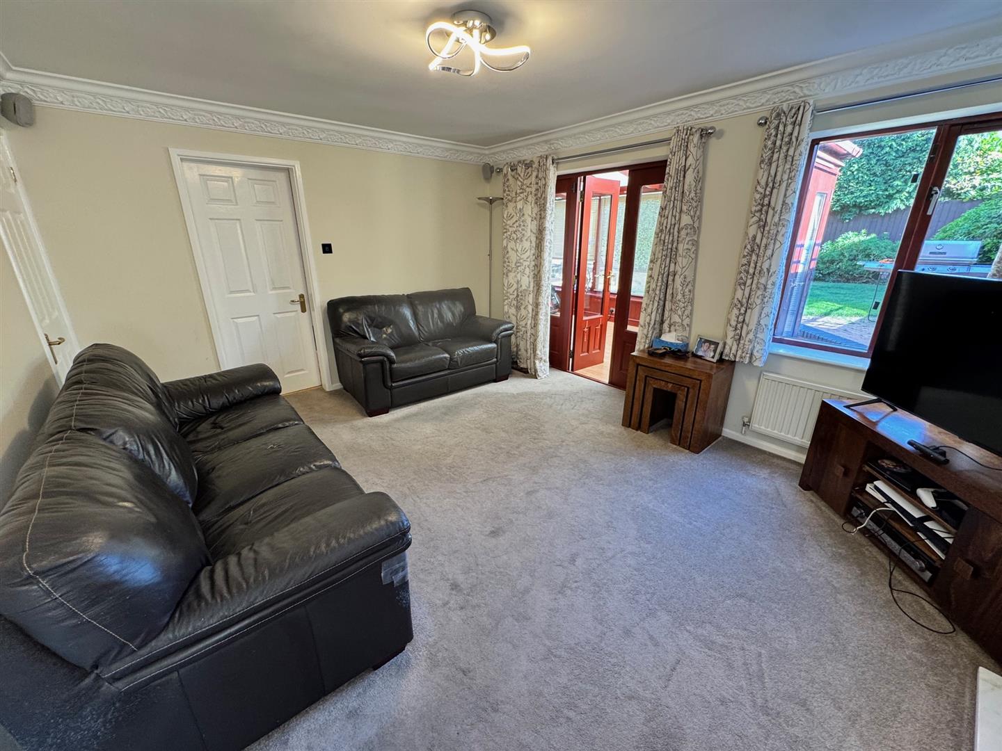 3 bed detached house for sale in Orchard Rise, Birmingham  - Property Image 3