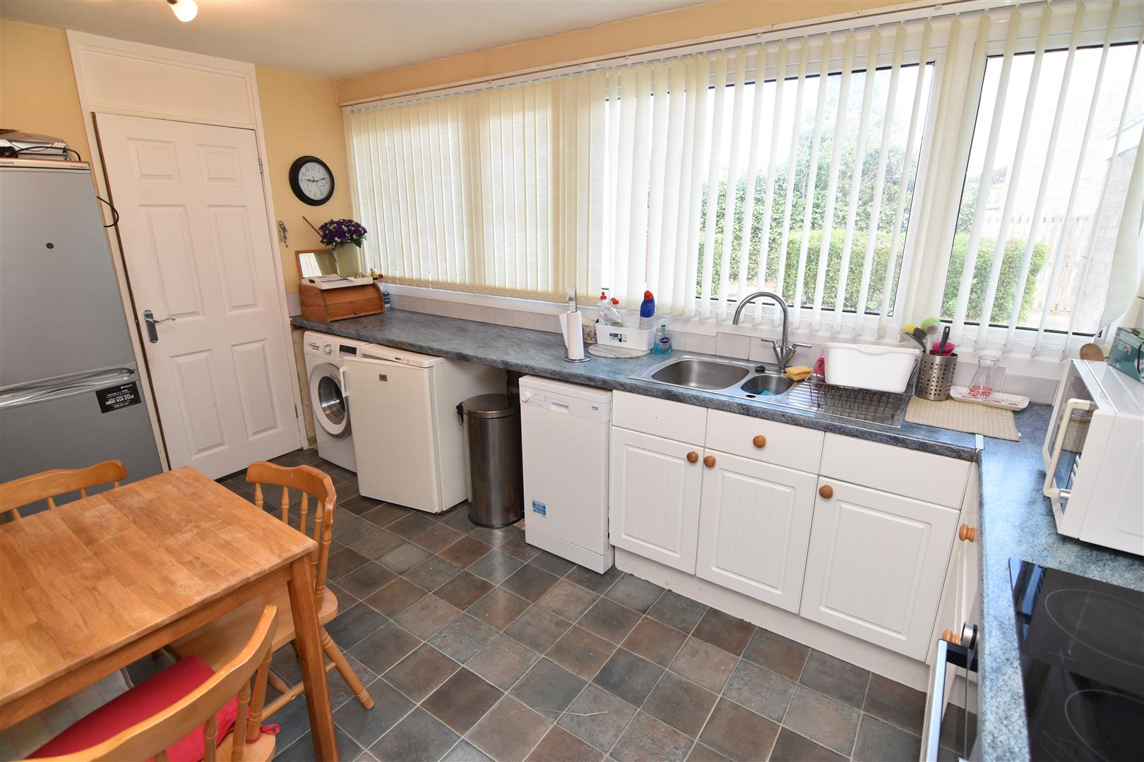 3 bed terraced house for sale in Falkland Way, Solihull 1
