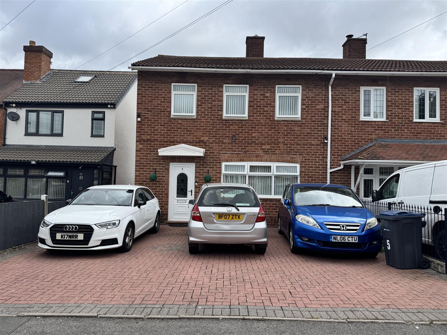 3 bed semi-detached house for sale in Tufnell Grove, Birmingham - Property Image 1