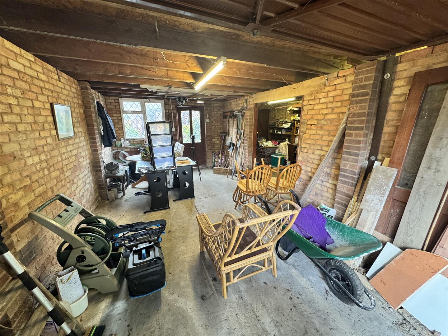 3 bed semi-detached house for sale in Garretts Green Lane, Birmingham  - Property Image 14