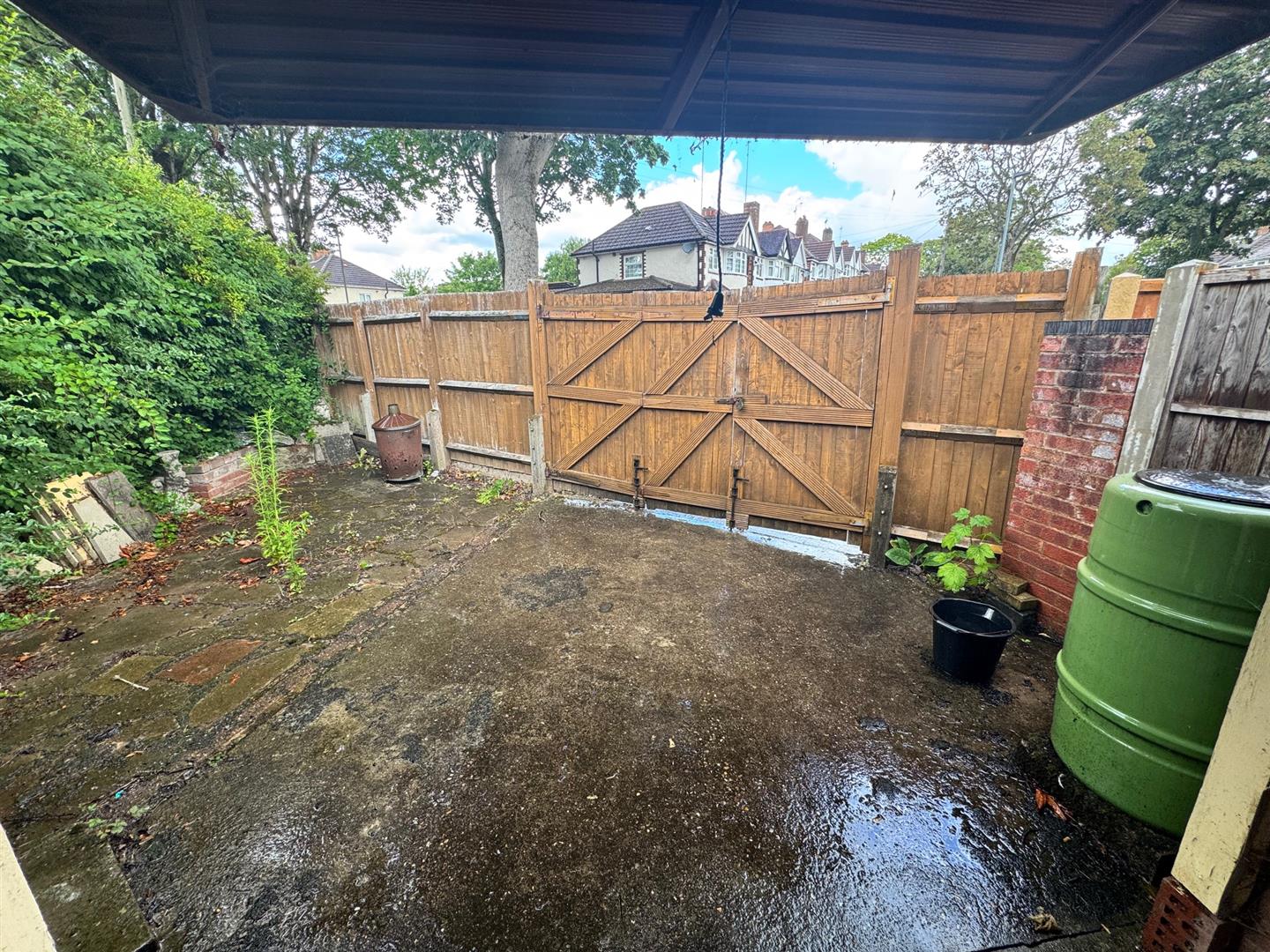 3 bed semi-detached house for sale in Garretts Green Lane, Birmingham  - Property Image 13