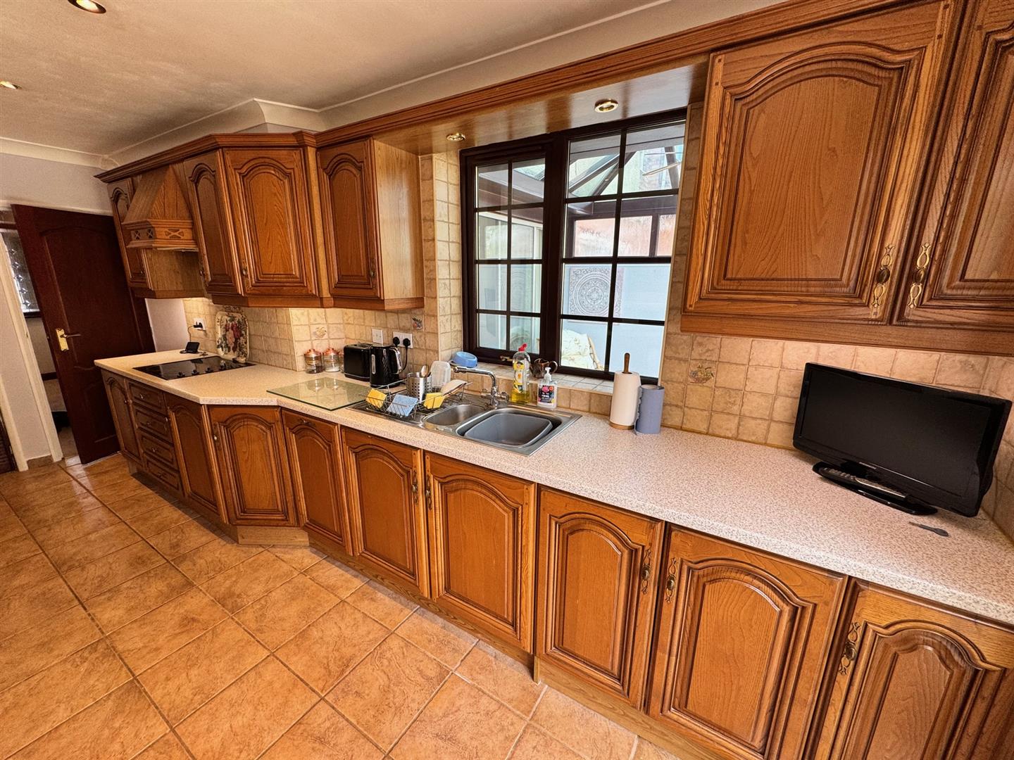 3 bed semi-detached house for sale in Garretts Green Lane, Birmingham  - Property Image 7