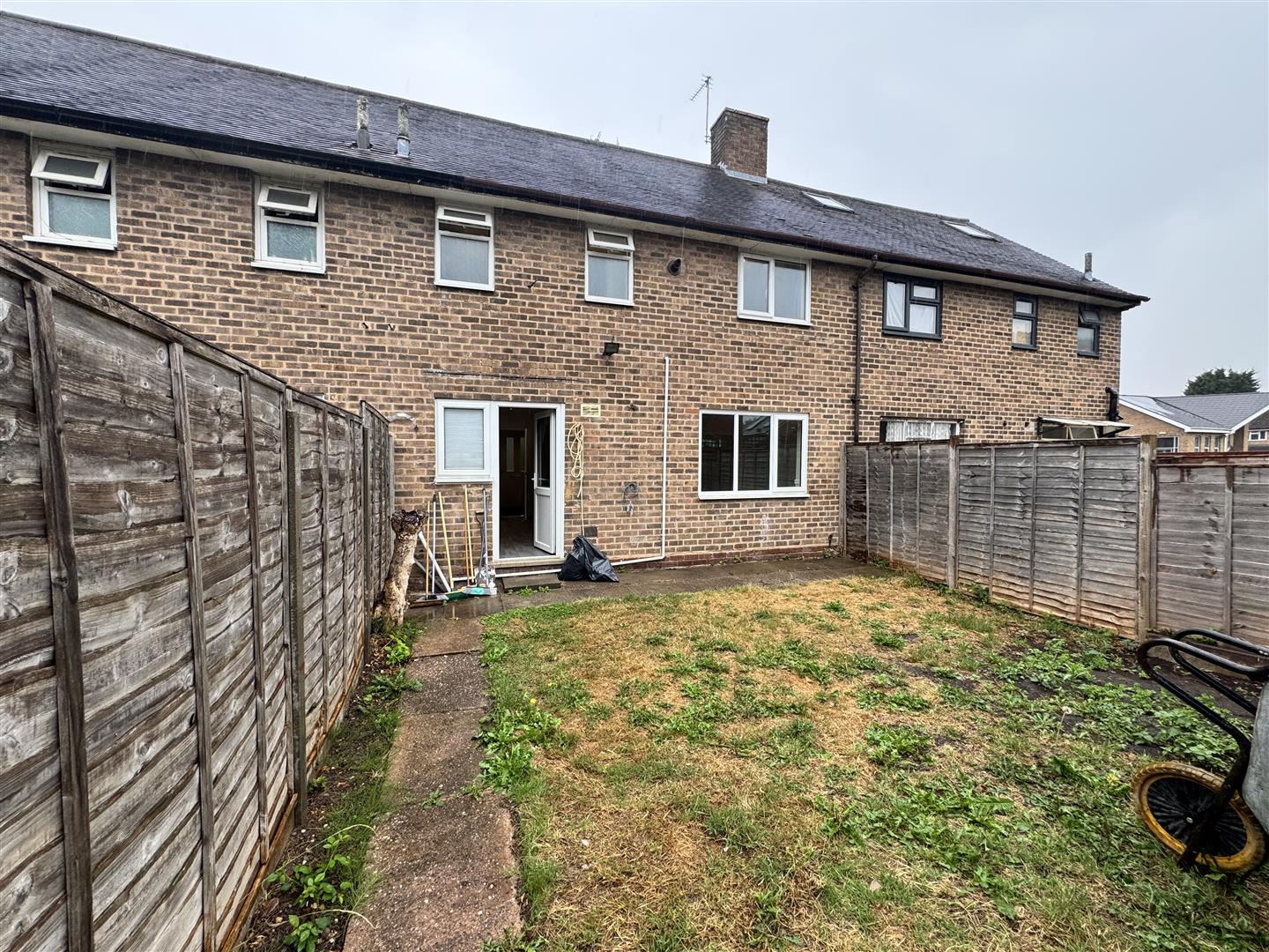 3 bed terraced house for sale in Shenton Walk, Birmingham  - Property Image 8