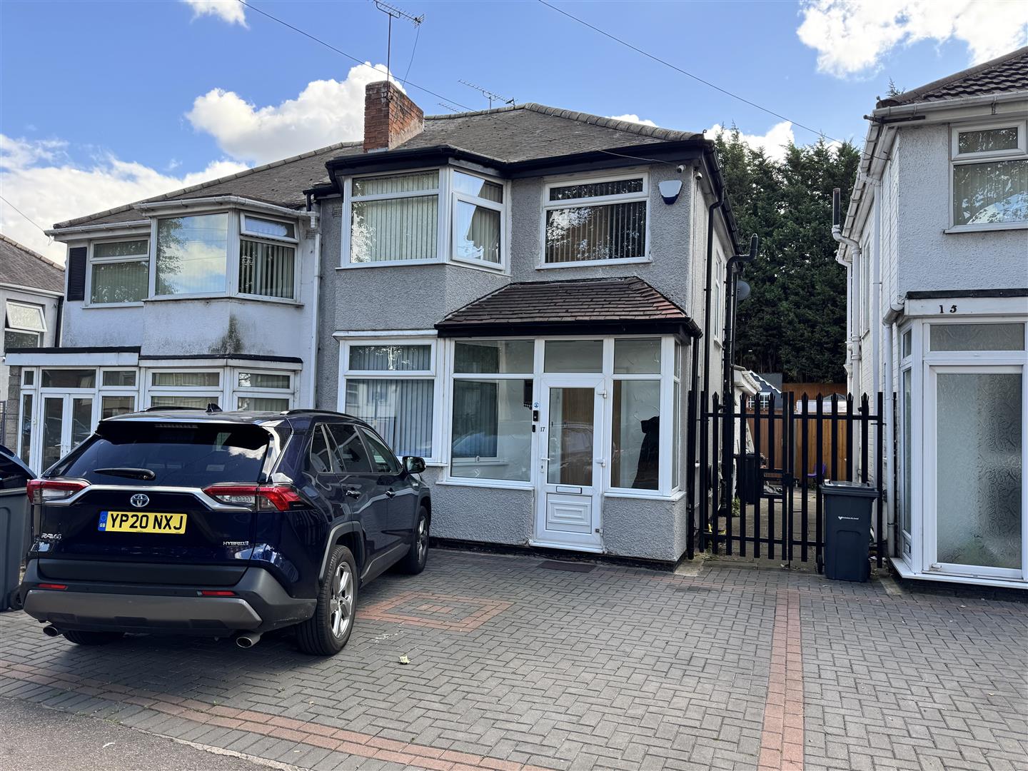 3 bed semi-detached house for sale in Farnhurst Road, Birmingham, B36