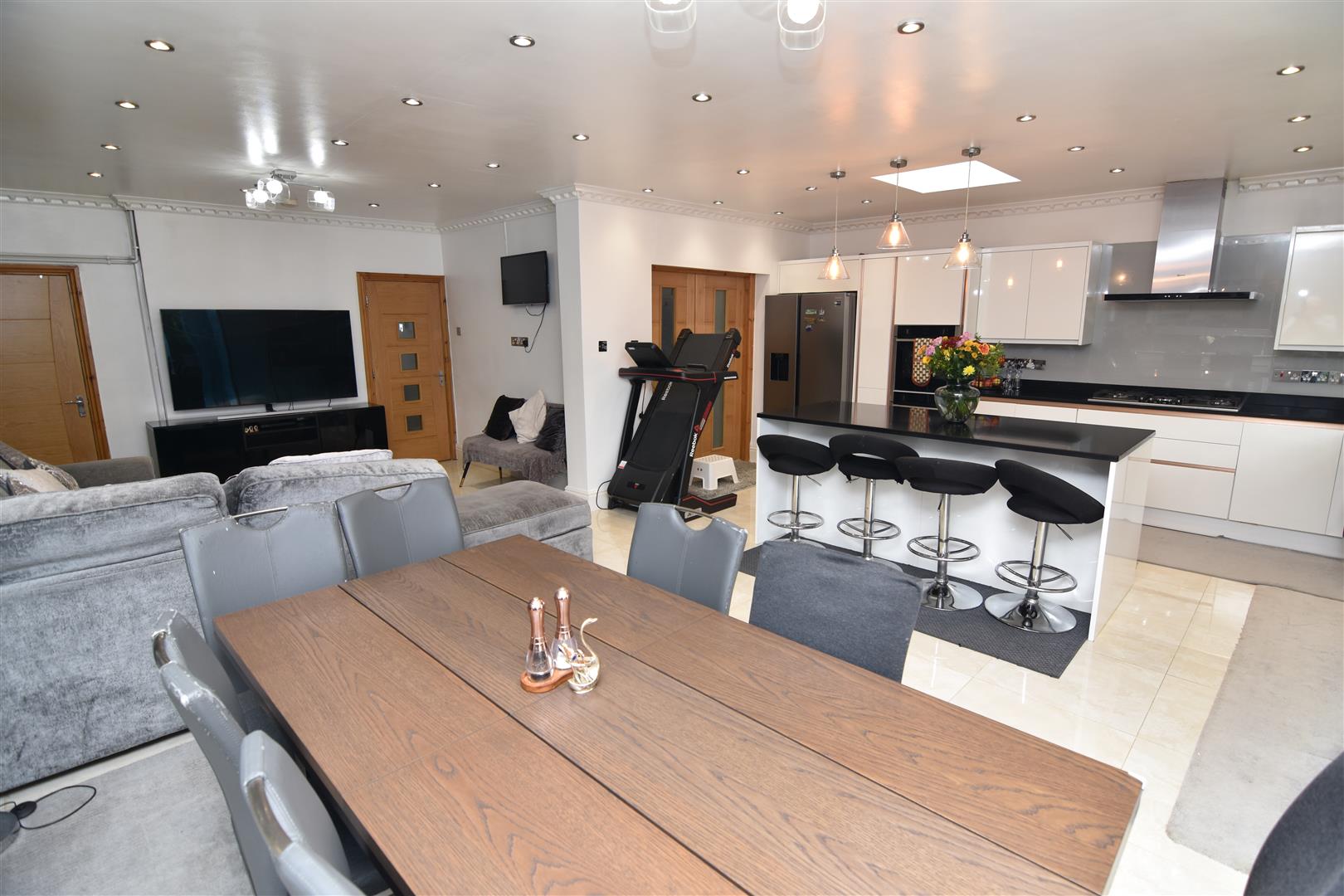 5 bed semi-detached house for sale in Ward End Park Road, Birmingham  - Property Image 3