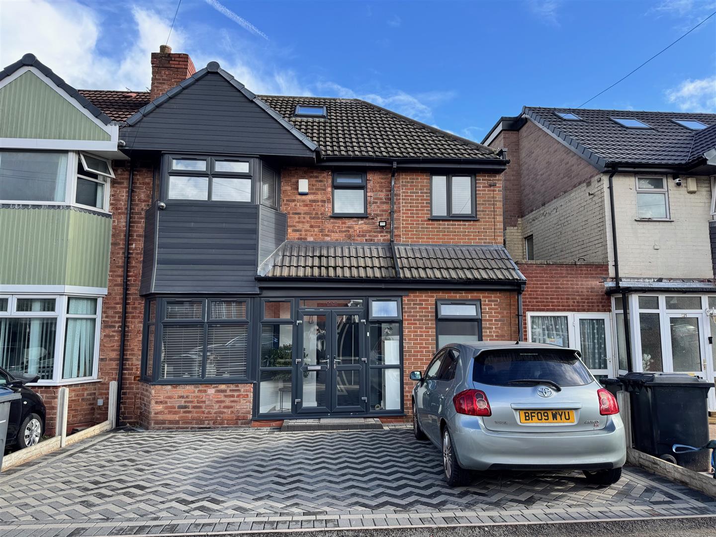 5 bed semi-detached house for sale in Ward End Park Road, Birmingham, B8 2