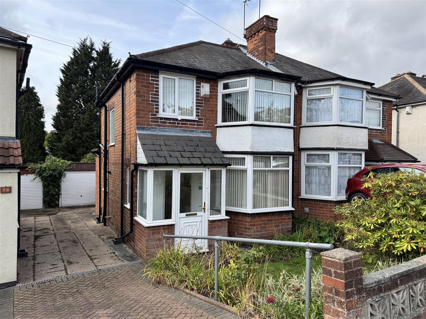 3 bed semi-detached house for sale in Ermington Crescent, Birmingham - Property Image 1