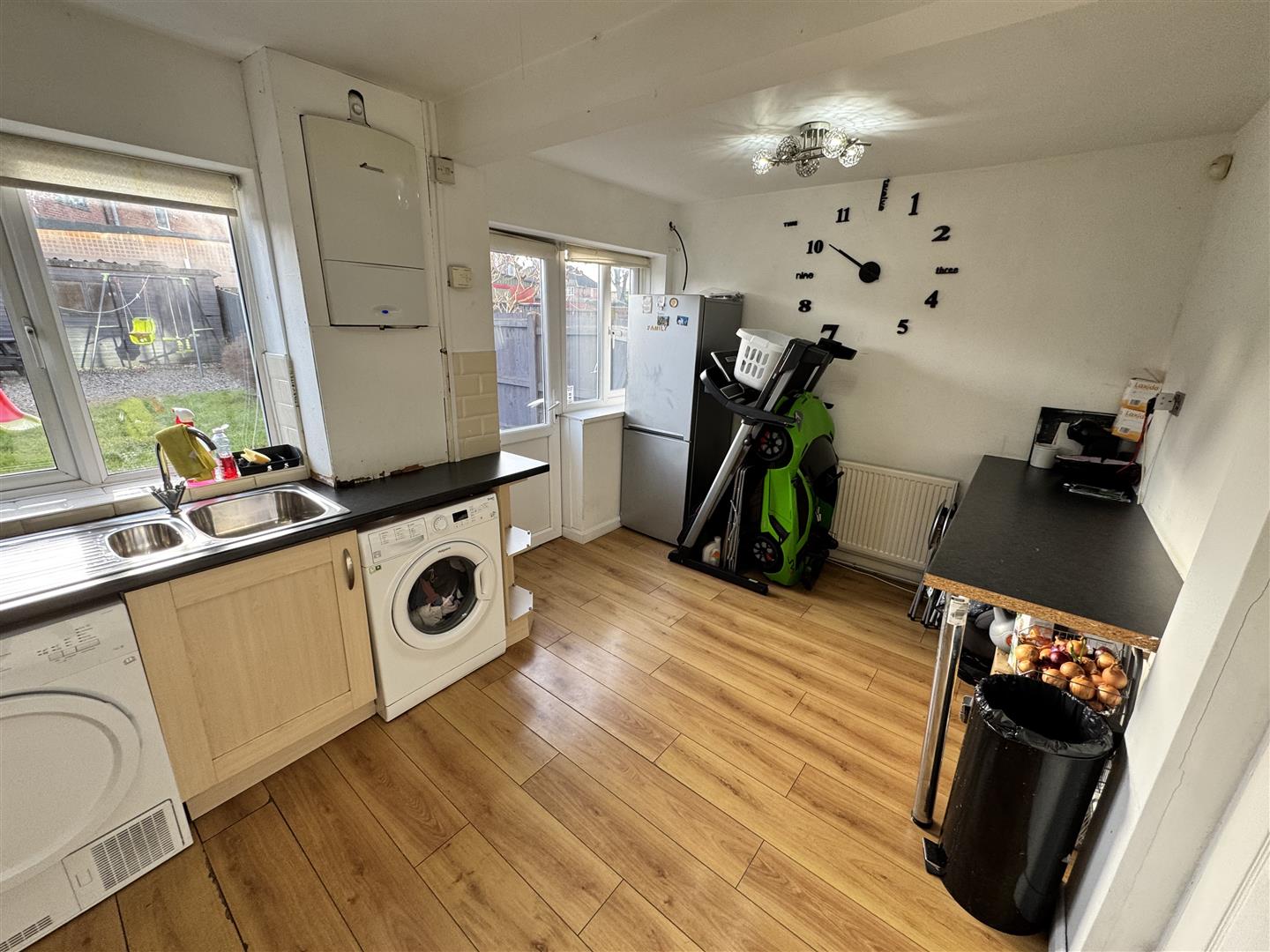 3 bed terraced house for sale in Drews Lane, Birmingham  - Property Image 5