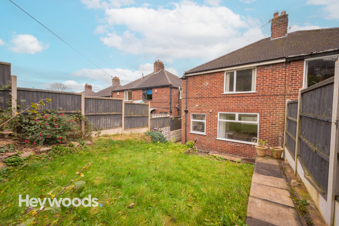 2 bed semi-detached house to rent in Penkhull, Stoke-on-Trent  - Property Image 9