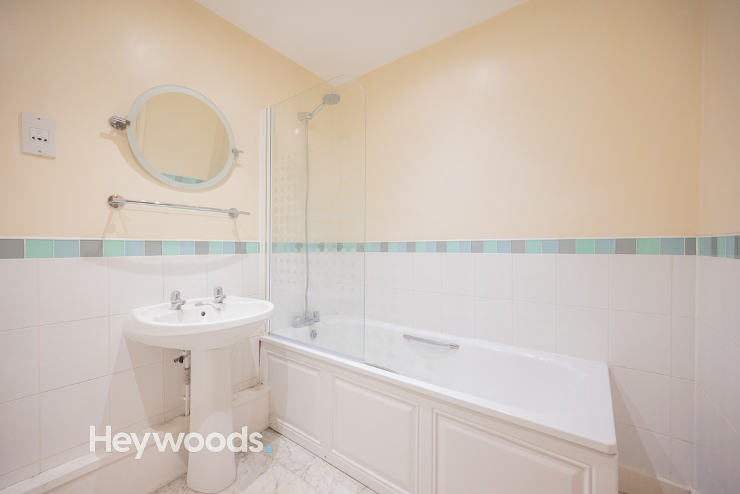 2 bed apartment to rent in London Road, Newcastle  - Property Image 8