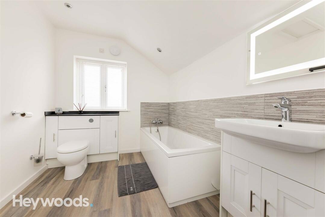 4 bed farm house for sale in Clayton, Newcastle  - Property Image 32