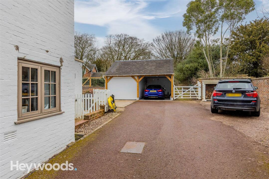 4 bed farm house for sale in Clayton, Newcastle  - Property Image 11