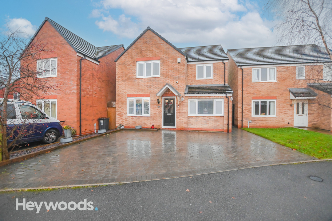 4 bed detached house for sale in Barnacle Place, Newcastle-under-Lyme  - Property Image 1