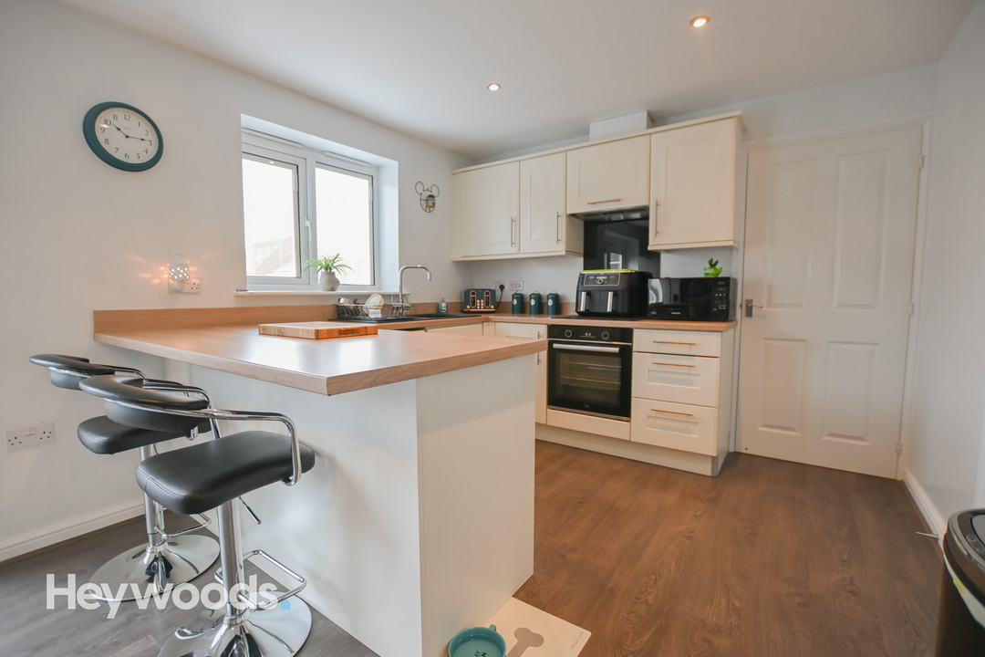 4 bed detached house for sale in Barnacle Place, Newcastle-under-Lyme  - Property Image 3